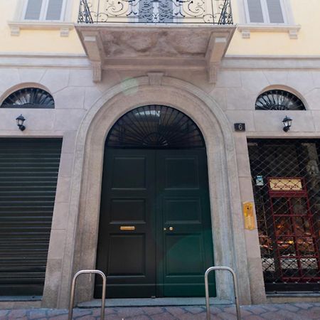Duomo Charme Apartment Milán Exterior foto